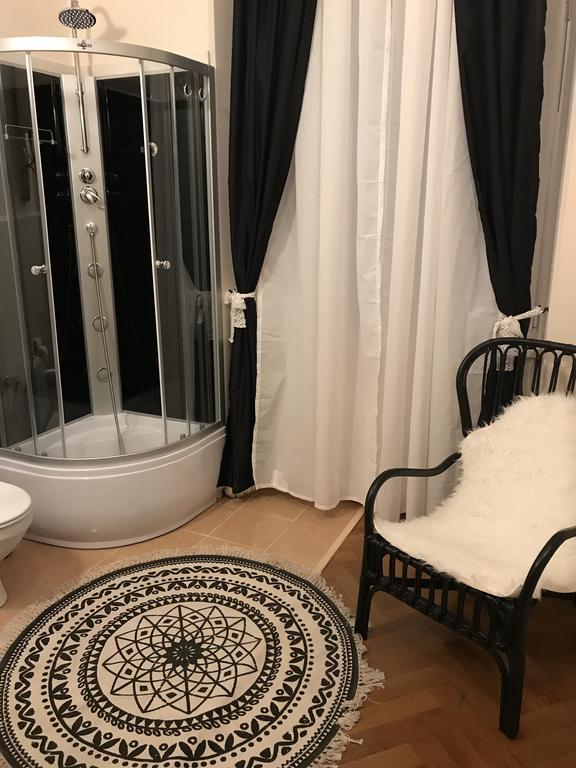 Czarna Kawka Apartamenty Cracóvia Exterior foto